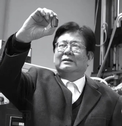 中国最杰出激光专家是谁,中国最杰出激光专家