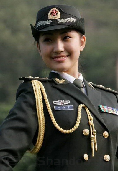 中国最漂亮女军装，中国最漂亮女军装图片